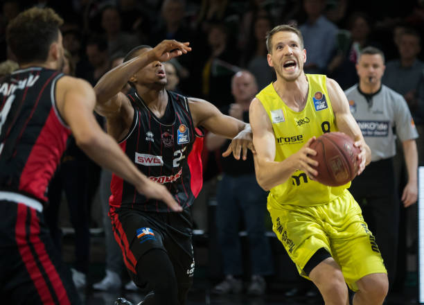 也为他的队 也为他的队