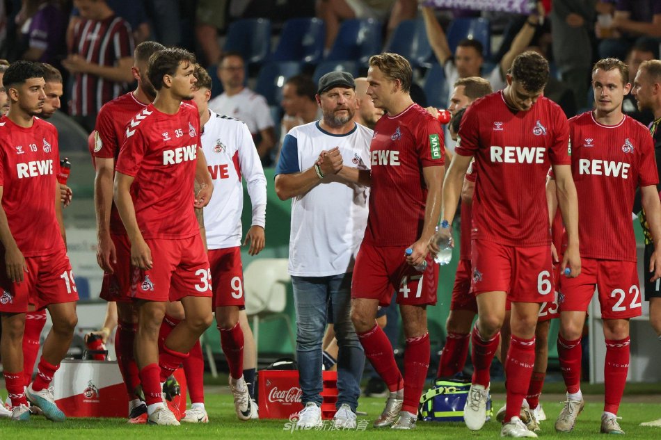 不仅表明他 不仅表明他