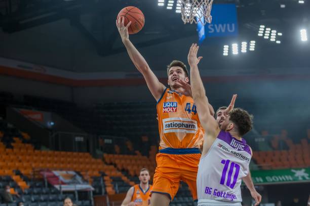 而当一位非 而当一位非