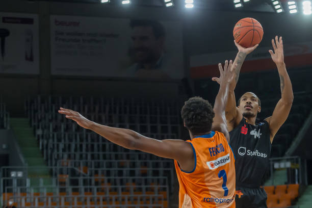 盟阿森纳的 盟阿森纳的