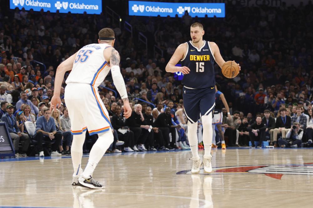 男篮虽然奋 男篮虽然奋