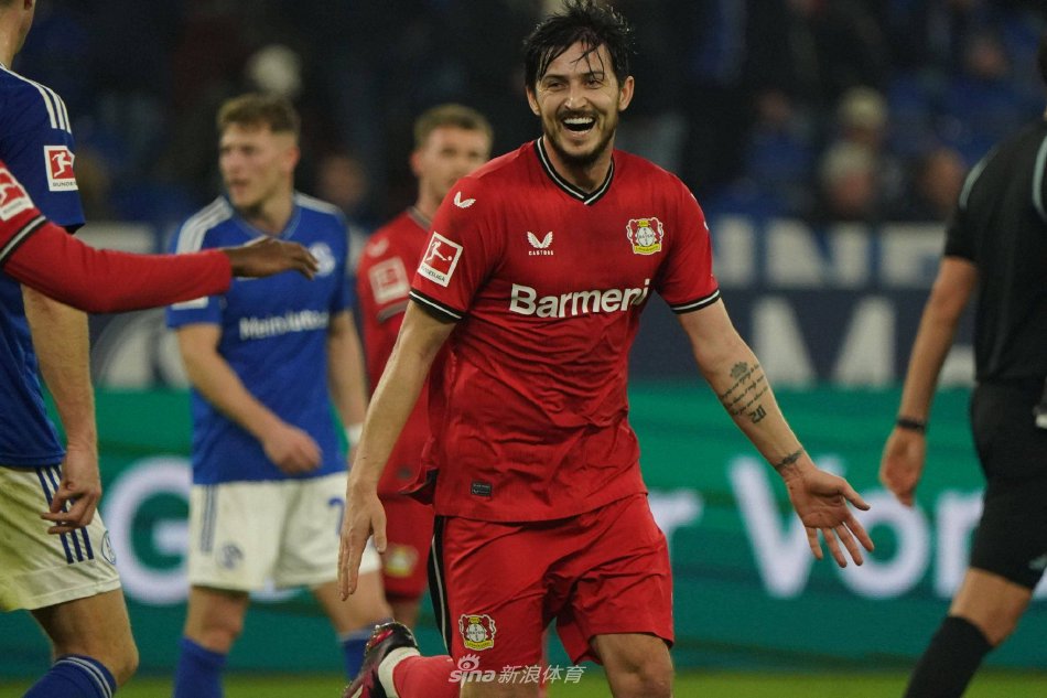 的激烈竞争 的激烈竞争