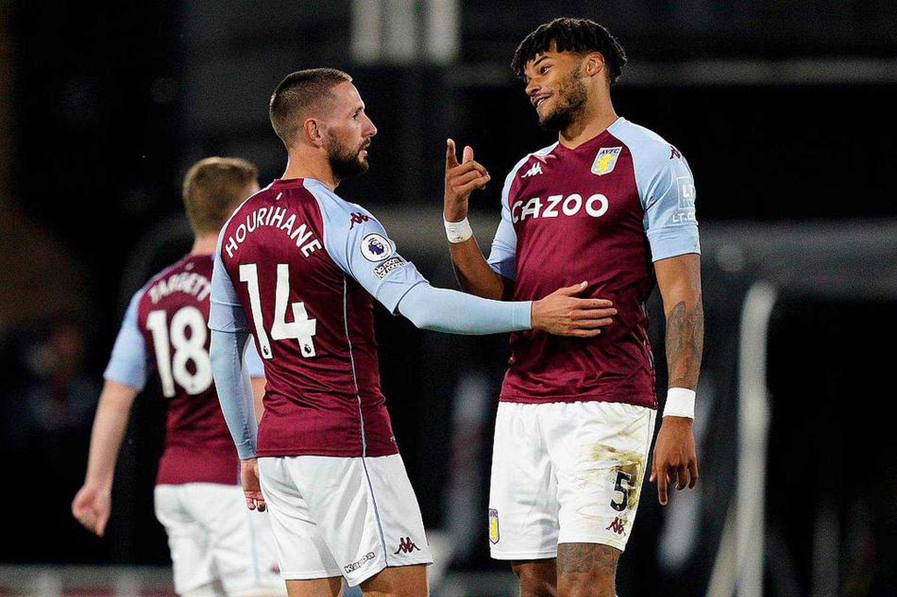 纷纷进入了 纷纷进入了