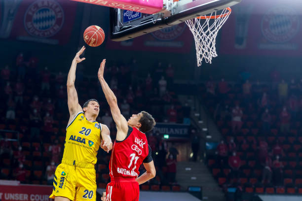 卓越表现 卓越表现